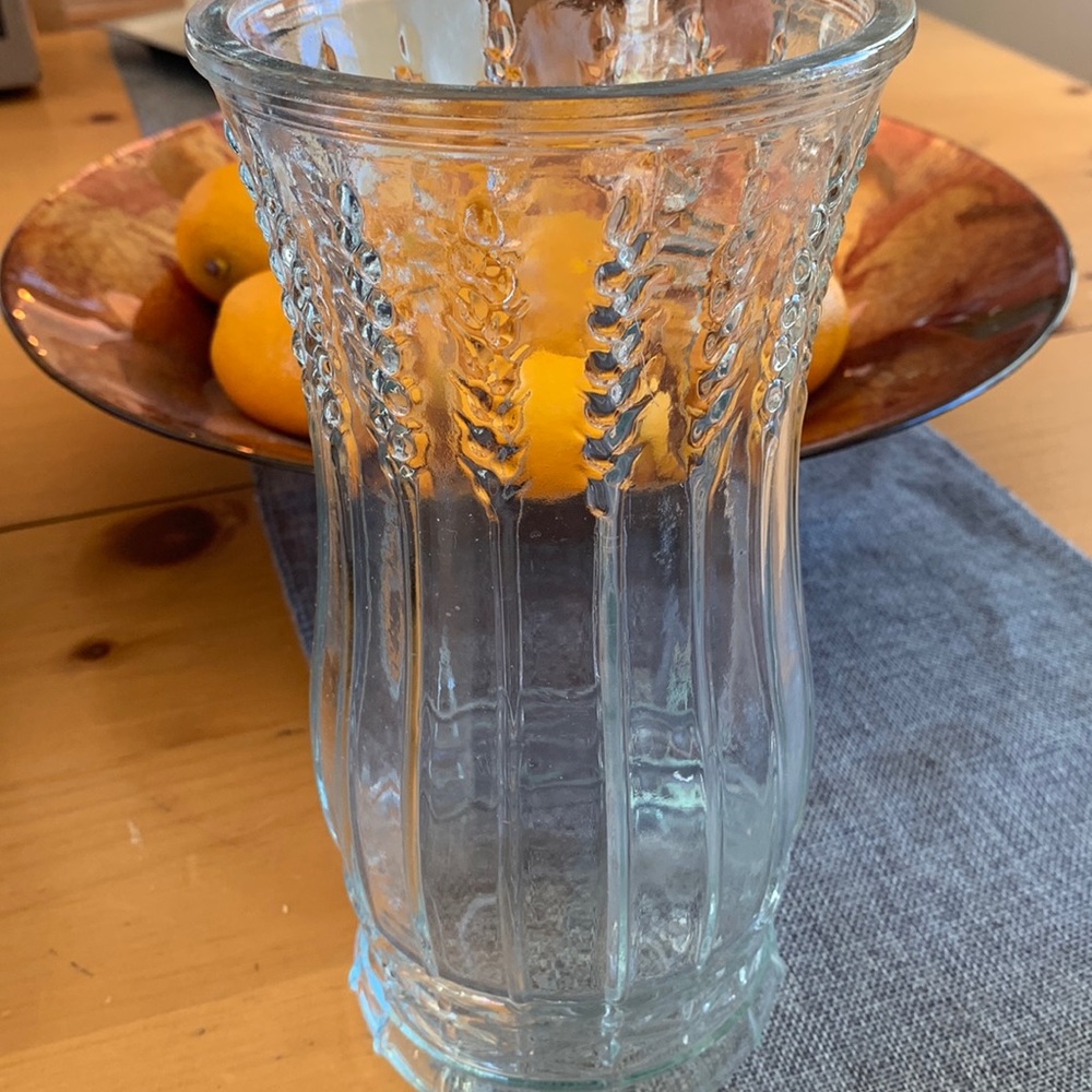 Flower vase